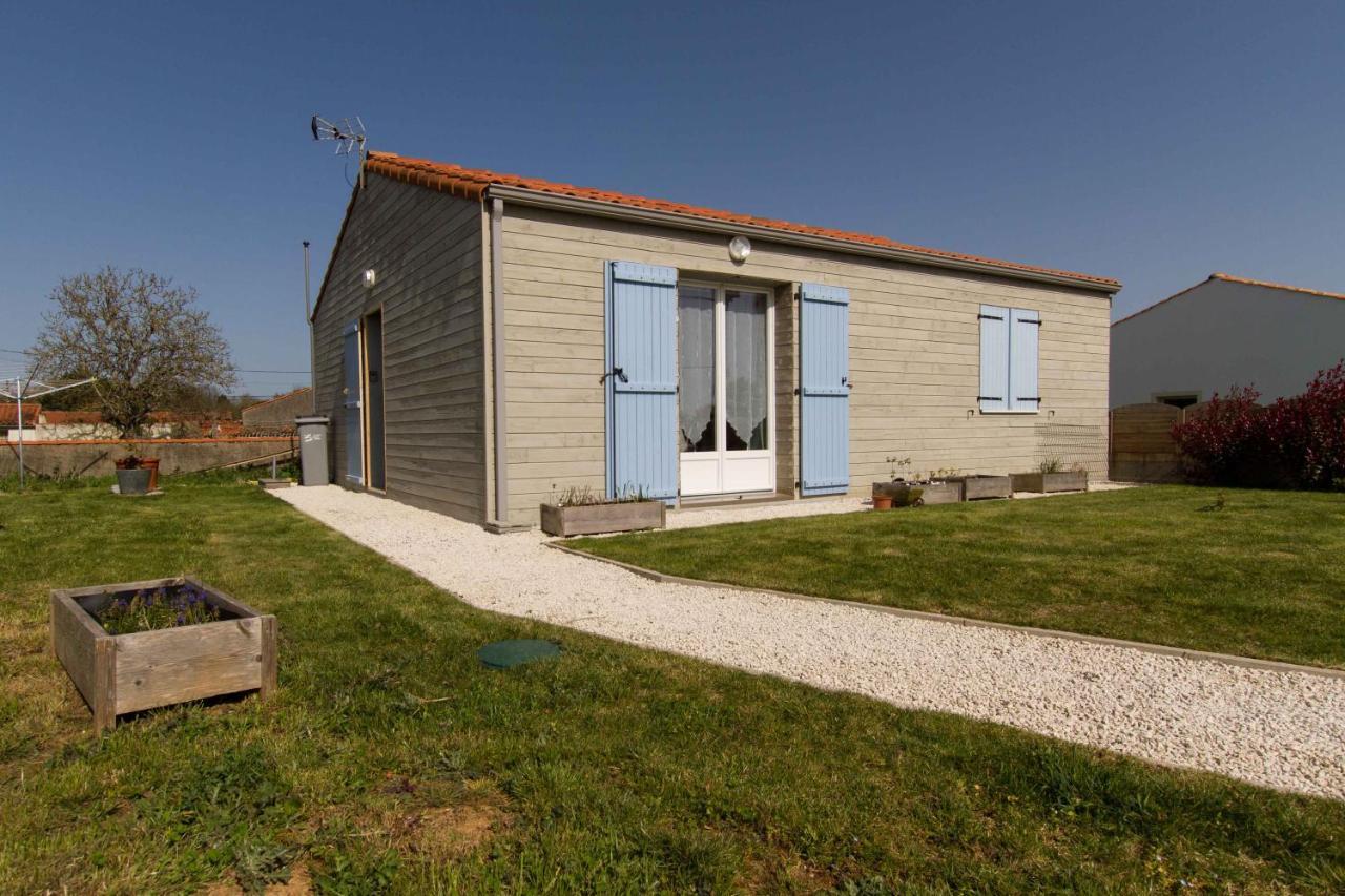 Le Chalet Vendeen Saint-Hilaire-la-Foret Exterior photo