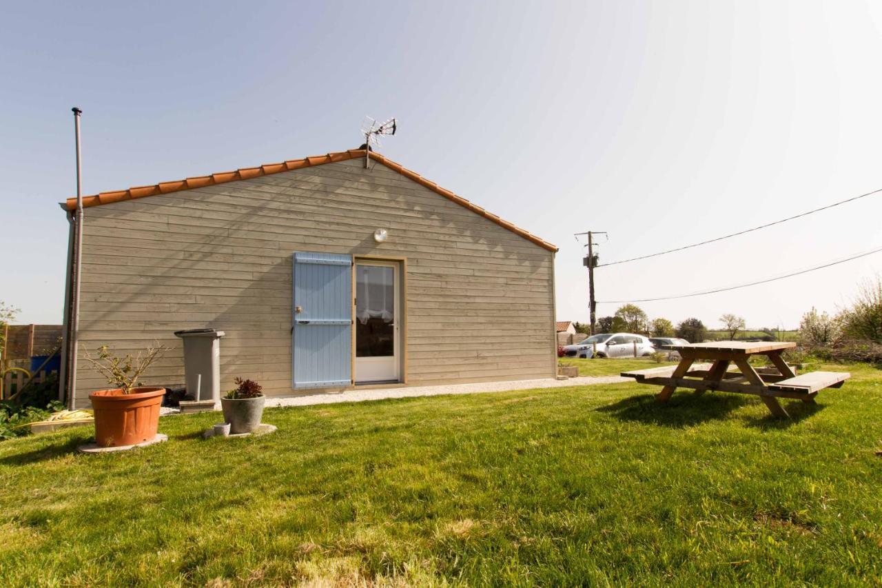 Le Chalet Vendeen Saint-Hilaire-la-Foret Exterior photo